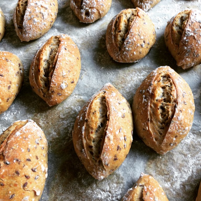 Minipâinici cu seminţe